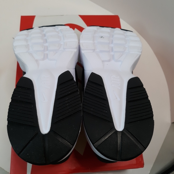 Nike Air Max Fusion Men's Running Shoes Black/Whit - Picture 4 of 4